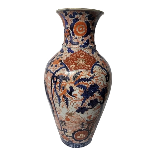 458 - A LARGE 19TH CENTURY JAPANESE MEIJI PERIOD, 1868 - 1911 PORCELAIN FLOOR STANDING IMARI BALUSTER VASE... 