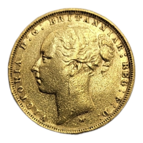 49A - A VICTORIAN 22CT GOLD FULL SOVEREIGN COIN, DATED 1882 
With young portrait bust and George and Drago... 