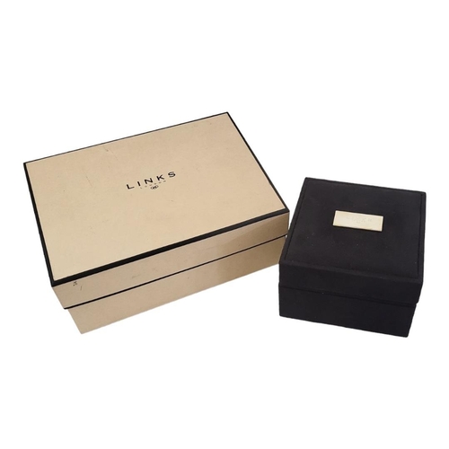 120 - LINKS OF LONDON, A VINTAGE VELVET JEWELLERY BOX
Having a white metal label to lid and outer presenta... 