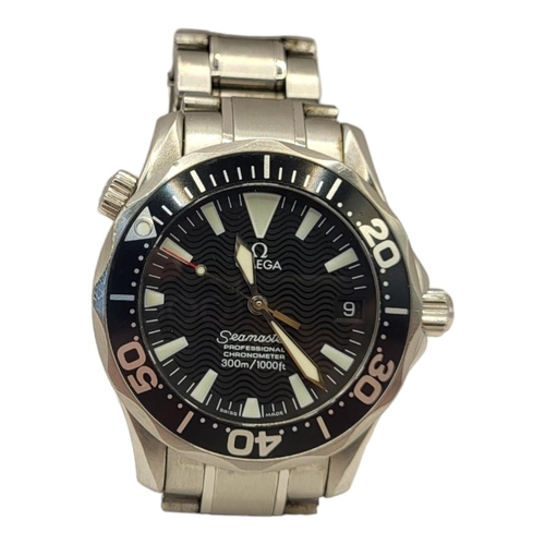 15 - OMEGA, SEAMASTER, A STAINLESS STEEL GENT’S WRISTWATCH
Having a black tone dial and calendar window a... 