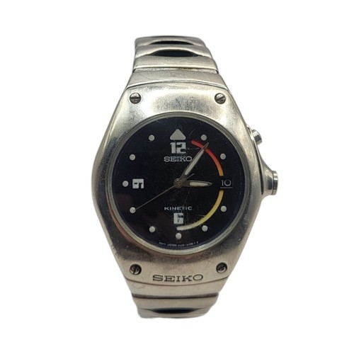 127A - SEIKO KINETIC, A GENT’S STAINLESS STEEL AND RUBBER WRISTWATCH
Having luminous number markings and ca... 