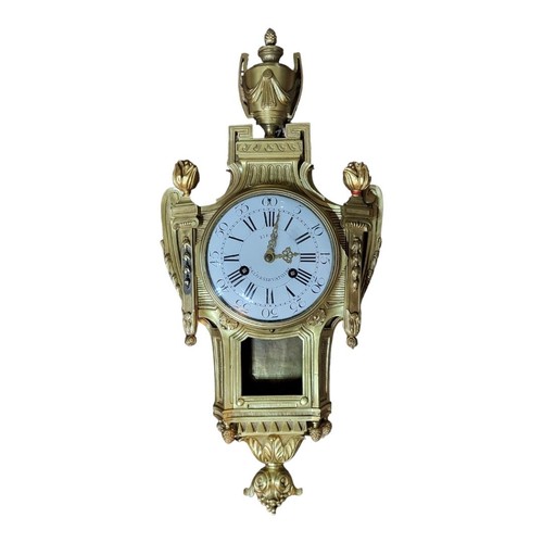 478 - JEAN JACQUES FIEFFE, A LATE 18TH/EARLY 19TH CENTURY FRENCH BRONZE ORMOLU CARTEL WALL CLOCK
Having a ... 