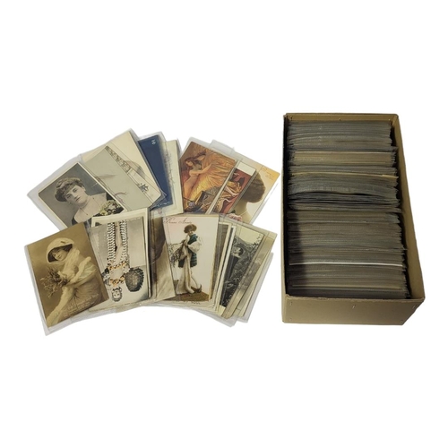 501 - A BOX CONTAINING APPROX 250 EARLY 20TH CENTURY SWEETHEART AND GLAMOUR POSTCARDS
All in individual tr... 