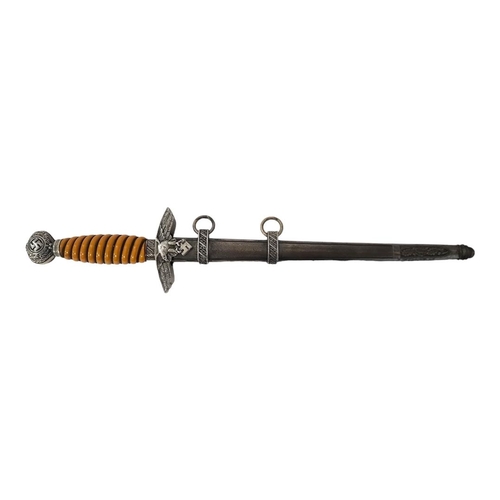 592 - A GERMAN WWII 2ND PATTERN LUFTWAFFE OFFICERS DRESS DAGGER AND SCABBARD, BY E&F HORSTER, SOLINGEN.
(b... 