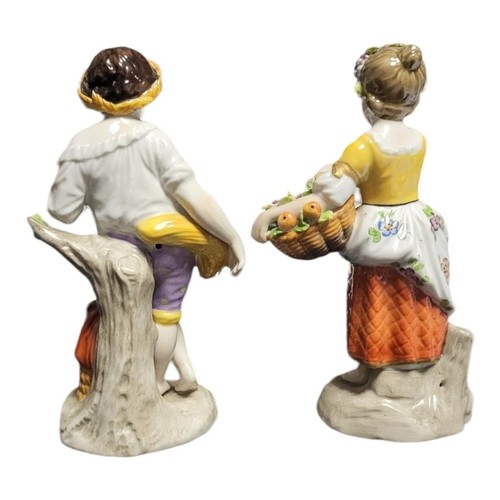 173 - A PAIR OF LATE 19TH CENTURY THURINGIAN FACTORY HARD PASTE PORCELAIN MODELS
Of harvest girl and her c... 