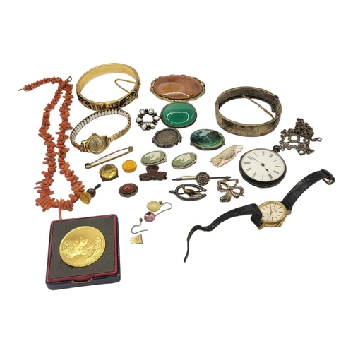 167 - A COLLECTION OF VINTAGE SILVER JEWELLERY
To include a bangle, ruskin brooch, Wedgwood earrings, Quee... 