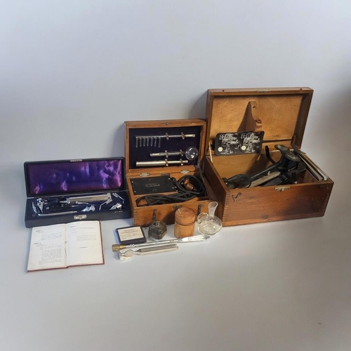 325 - MEDICAL INTEREST INSTRUMENTS, A MAHOGANY BOXED STEREOMETER FOR CONCLUDING A VISUAL EXAMINATION 
With... 