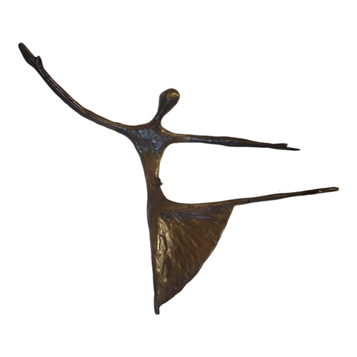 342 - A 20TH CENTURY BRONZE SCULPTURE OF A BALLET DANCER
Contemporary form with elongated li ba.
(approx 4... 