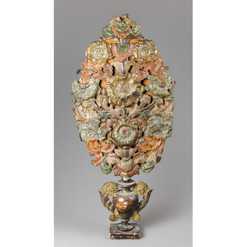 140 - AN 18TH/19TH CENTURY ITALIAN BAROQUE GILT COPPER PALM SHAPED ALTARPIECE.

(h 97cm)