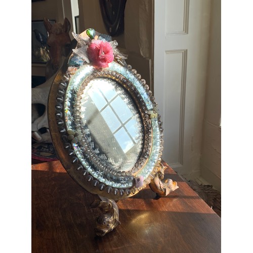 133 - A RARE LATE 19TH/EARLY 20TH CENTURY VENETIAN GLASS AND GILT WOOD FLOWER TABLE MIRROR.
(h 42cm x w 29... 