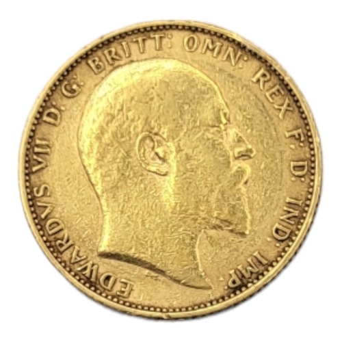 105 - A KING EDWARD VII 22CT GOLD FULL SOVEREIGN COIN, DATED 1905
With portrait bust and King George and D... 