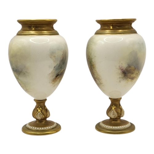 171 - HARRY STINTON FOR ROYAL WORCESTER, A PAIR OF PORCELAIN GLOBULAR VASES
Dated 1918 and 1919, both in c... 