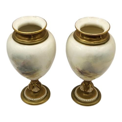 171 - HARRY STINTON FOR ROYAL WORCESTER, A PAIR OF PORCELAIN GLOBULAR VASES
Dated 1918 and 1919, both in c... 