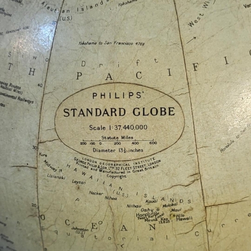 250 - PHILIPS & SON LTD OF FLEET STREET, AN EARLY 20TH CENTURY GEOGRAPHICAL STANDARD TERRESTRIAL GLOBE, CI... 