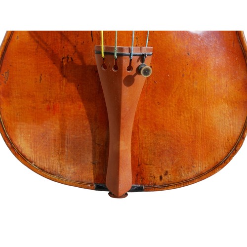 397 - AN EARLY MID 19TH CENTURY FRENCH VIOLIN
Indecipherable internal label, colour, orange oily, one piec... 