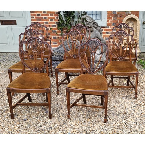 514 - A SET OF EIGHT GEORGIAN HEPPLEWHITE DESIGN MAHOGANY DINING CHAIRS
Fan shaped splats with carved reli... 