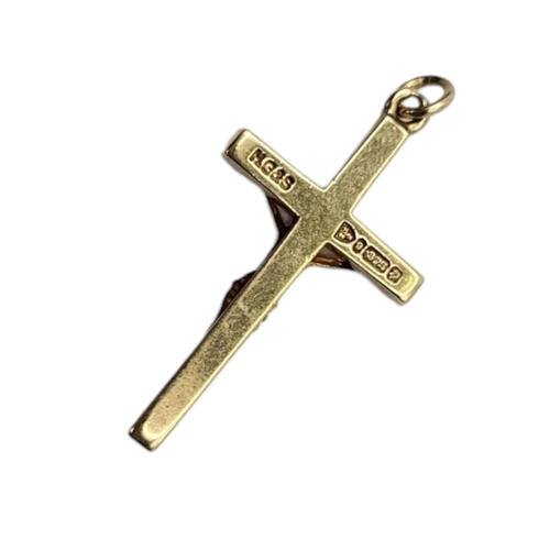 28 - A VINTAGE 9CT GOLD CROSS PENDANT 
Fully marked for Chester.
(length 3.3cm)