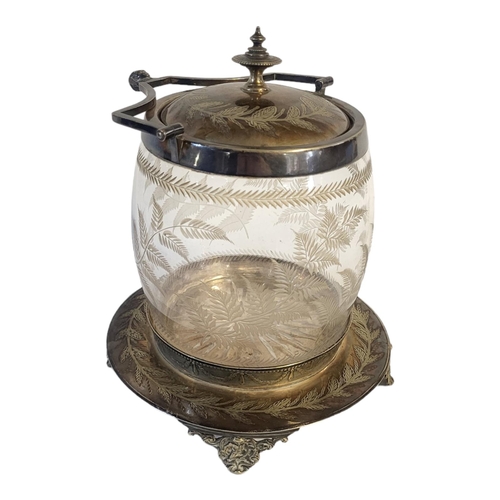 5A - A VICTORIAN AESTHETIC MOVEMENT CRYSTAL CUT GLASS SILVER PLATED MOUNTED BISCUIT BARREL AND COVER, CIR... 
