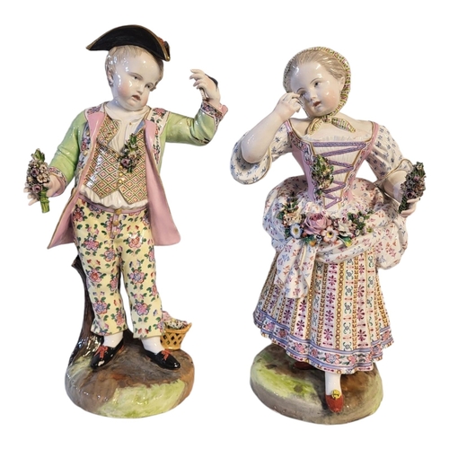 127 - ATTRIBUTED TO MEISSEN ROYAL PORCELAIN MANUFACTORY MODELS (PROBABLY BY JOHANN JOACHIM KANDLER) ACCORD... 