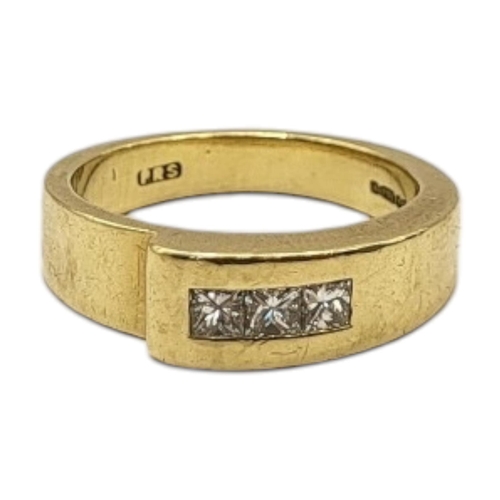 43A - MAPPIN AND WEBB, AN 18CT GOLD AND DIAMOND RING
Heavy gauge with three princess cut diamonds, in a fi... 