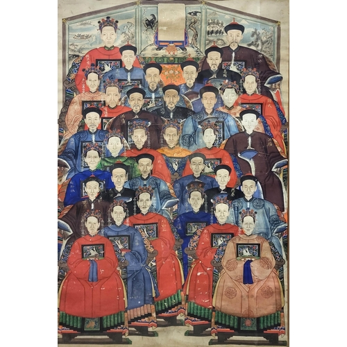 493 - A LARGE 18TH/19TH CENTURY CHINESE ANCESTRAL WATERCOLOUR PAINTING
32 individual portraits
Mounted, gi... 