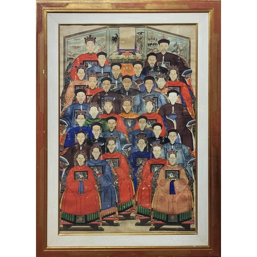 493 - A LARGE 18TH/19TH CENTURY CHINESE ANCESTRAL WATERCOLOUR PAINTING
32 individual portraits
Mounted, gi... 