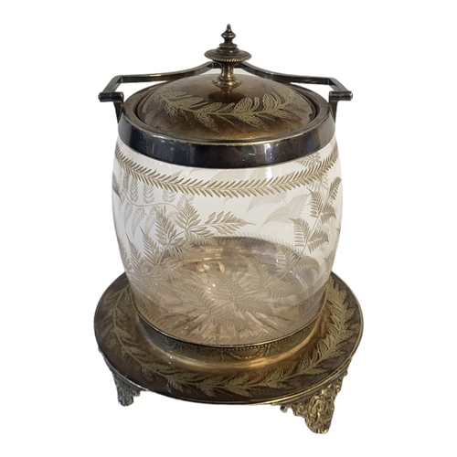 5A - A VICTORIAN AESTHETIC MOVEMENT CRYSTAL CUT GLASS SILVER PLATED MOUNTED BISCUIT BARREL AND COVER, CIR... 