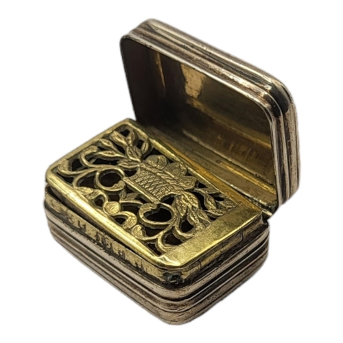 7A - AN EARLY 19TH CENTURY SILVER VINAIGRETTE
Rectangular form with turned decoration, having a gilt pier... 