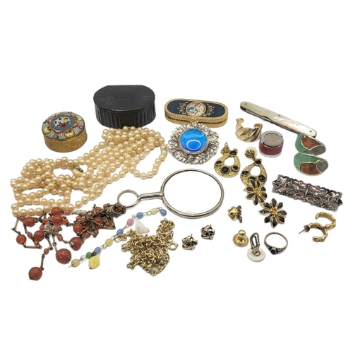 83 - A COLLECTION OF VINTAGE COSTUME JEWELLERY
To include an Estee Lauder perfume keepsake box, micromosa... 