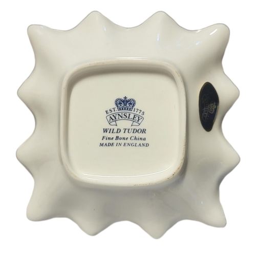 106 - AYNSLEY FINE BONE CHINA , A SELECTION OF AYNSLEY PORCELAIN DECORATIVE ITEMS
Comprising eleven pieces... 