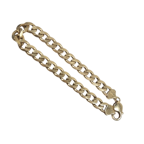 117 - A VINTAGE 9CT GOLD CURB LINK BRACELET
Having a hook and eye clasp.
(approx 22cm)

Condition: good