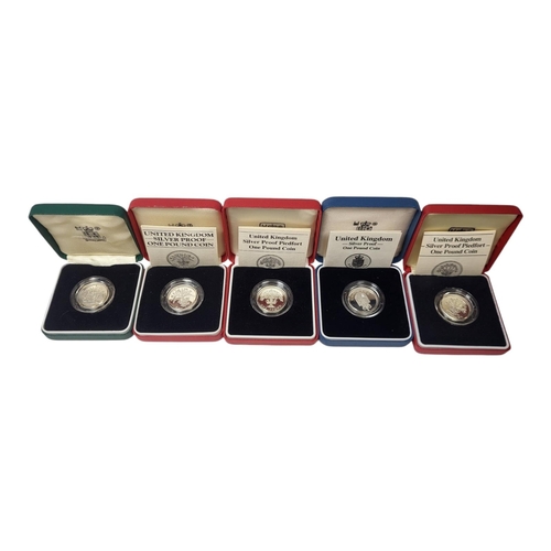 143 - A COLLECTION OF SIX SILVER ONE POUND COMMEMORATIVE PROOF COINS
Dating from 1983, 1984, 1986, 1987, 1... 