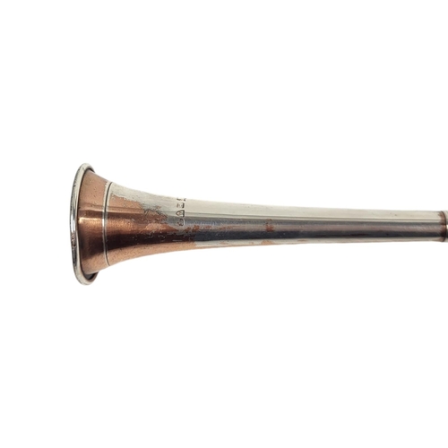 39 - SAMPSON MORDAN, AN EDWARDIAN SILVER HUNTING HORN
With inscription ‘IB from GMW 1907’, hallmarked Che... 