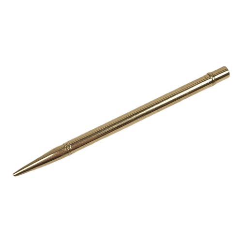 45 - SAMPSON MORDEN, AN EARLY 20TH CENTURY 9CT GOLD PROPELLING PENCIL
Plain form.
(approx 11.5cm)

Condit... 