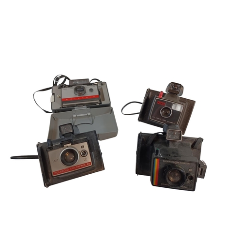 454 - POLAROID, BENCINI, ZEISS, VOIGTLANDER, KODAK, GOLDECK. A collection of 8 cameras including a Bencini... 