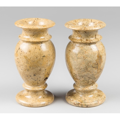 193 - A PAIR OF GRAND TOUR STYLE FOSSIL STONE URNS/VASES.
(h 15.5cm)