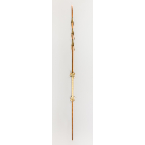 86 - A 1960S FIJIAN FISHING SPEAR.
(170cm).
Provenance: Private English collection, kept in the family si... 