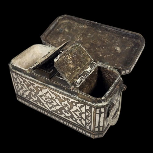 738 - AN EARLY 20TH CENTURY ASIAN BRONZE AND WHITE METAL 'MARANAO’ BETEL BOX
Bronze casket with twin handl... 