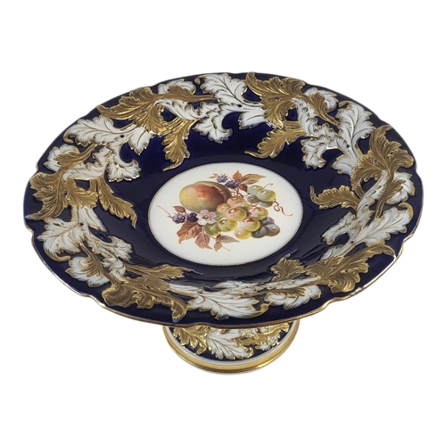 768A - MEISSEN, A FINE JEWELLED DESSERT PORCELAIN PEDESTAL TAZZA
State's porcelain manufacturer Meissen mar... 