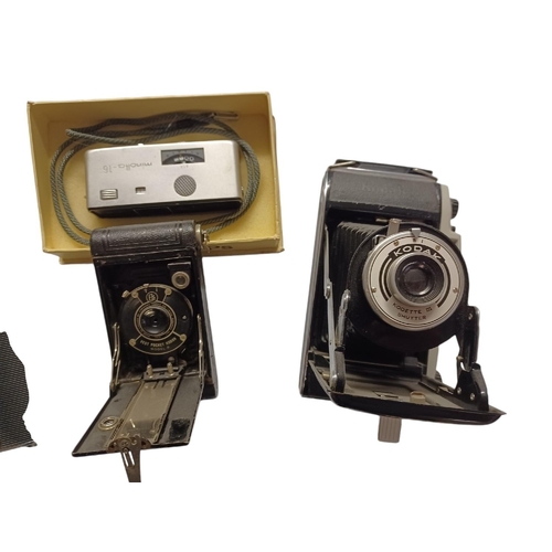 180C - AGFA, MINOLTA, KODAK, KERSHAW. 3 x 35mm SLR film cameras including an X300 with 50mm f1.7 lens, 5xi ... 