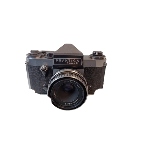 180D - PRAKTICA, collection of 6 35mm film cameras and lenses, cases etc. Including MTL3 and Pentacon 50mm ... 