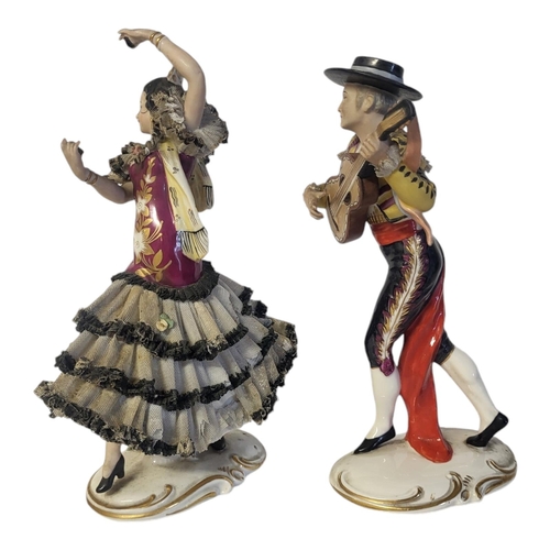 213 - A PAIR OF EARLY 20TH CENTURY ROYAL NAPLES HARD PASTE PORCELAIN MODELS OF ANDALUSIAN SEVILLE FLAMENCO... 