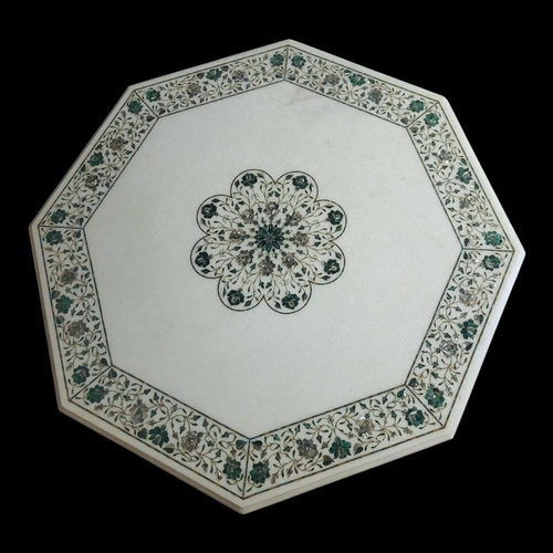 472 - AN INDIAN PARCHIN KARI WHITE MARBLE AND FLORAL INLAID TEA/COFFEE OCCASIONAL TABLE
The hexagonal top ... 