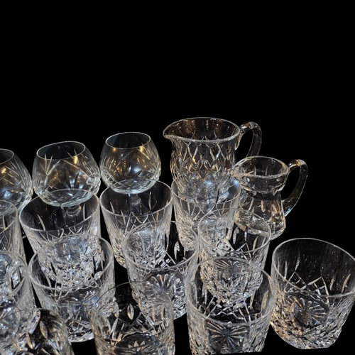 161 - A COLLECTION OF THIRTY VARIOUS LEAD CRYSTAL DRINKING VESSELS
Including thirteen whisky tumblers, thr... 