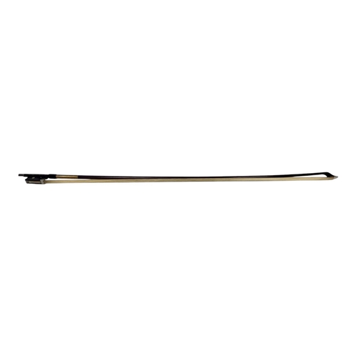 395 - HILL AND SON, A SILVER VIOLIN BOW
Round stick, ebony frog, pearl eye, stamped with initials ‘H&S’.
(... 