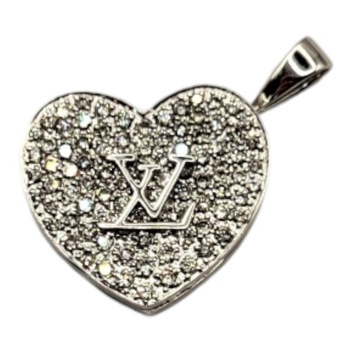 7B - AN 18CT WHITE GOLD HEART PENDANT LOCKET
Pave set diamonds, with LV monogram to front.
(approx 2.5cm ... 