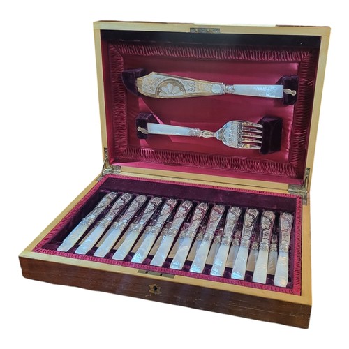 91B - L&W, BIRMINGHAM MAKER, A FINE LATE VICTORIAN SILVER PLATED MAHOGANY CASED COMPLETE FISH CUTLERY SET ... 