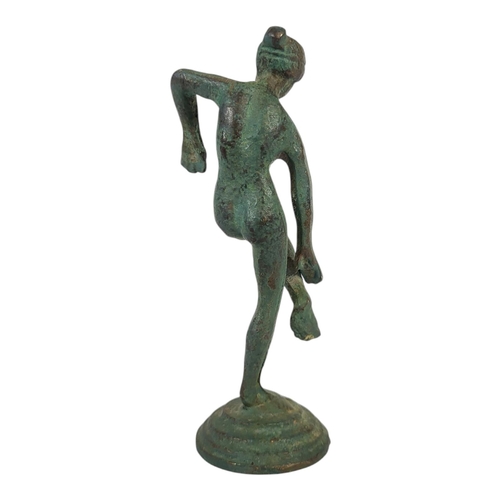 105 - AFTER ROMAN EMPIRE ANTIQUITIES, A BRONZE GREEN PATINATED FIGURE OF VENUS, GODDESS OF LOVE AND BEAUTY... 