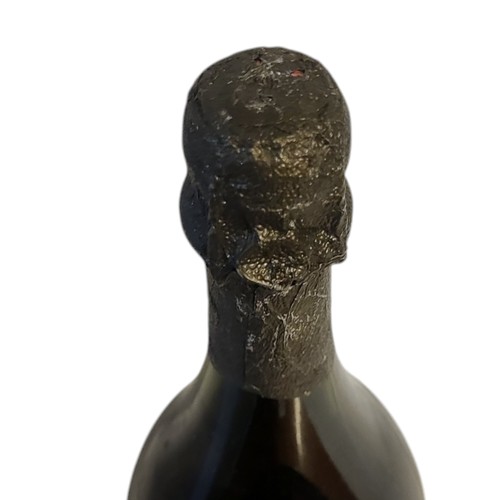 216 - DOM PERIGNON, A BOTTLE OF VINTAGE CHAMPAGNE, DATED 1973 
With shield label, 75cl bottle.
(approx 30c... 