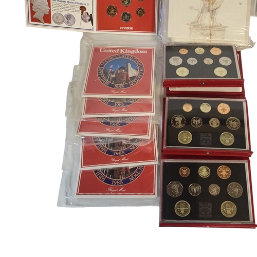 10 - LIBRA SOLIDUS DENARIUS, A COLLECTION OF SIXTEEN VINTAGE BRITISH COINS SETS, DATED 1989 
Nine coins f... 